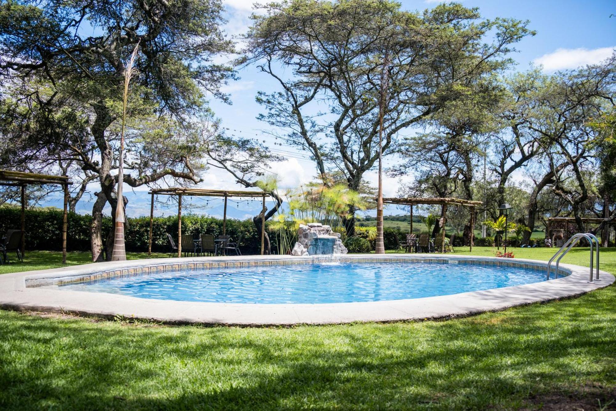 Hacienda San Francisco Hotel Tumbabiro Exterior photo